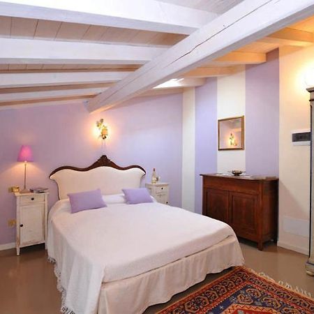 B&B La Mongolfiera Villafranca di Verona Exteriör bild