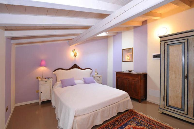 B&B La Mongolfiera Villafranca di Verona Exteriör bild